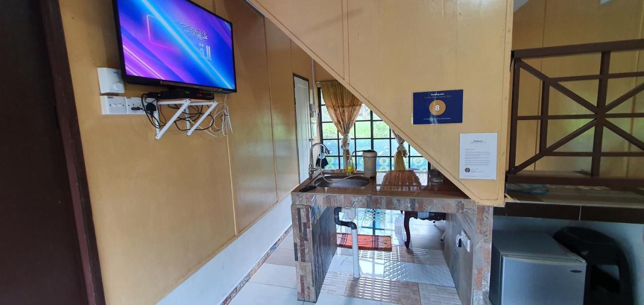Chalet Kampong Semawar Куала Кангсар Екстериор снимка