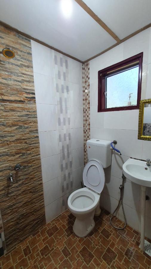 Chalet Kampong Semawar Куала Кангсар Екстериор снимка