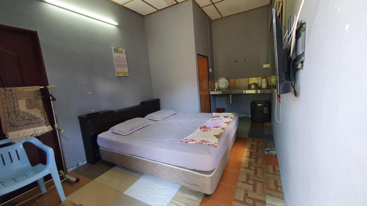 Chalet Kampong Semawar Куала Кангсар Екстериор снимка
